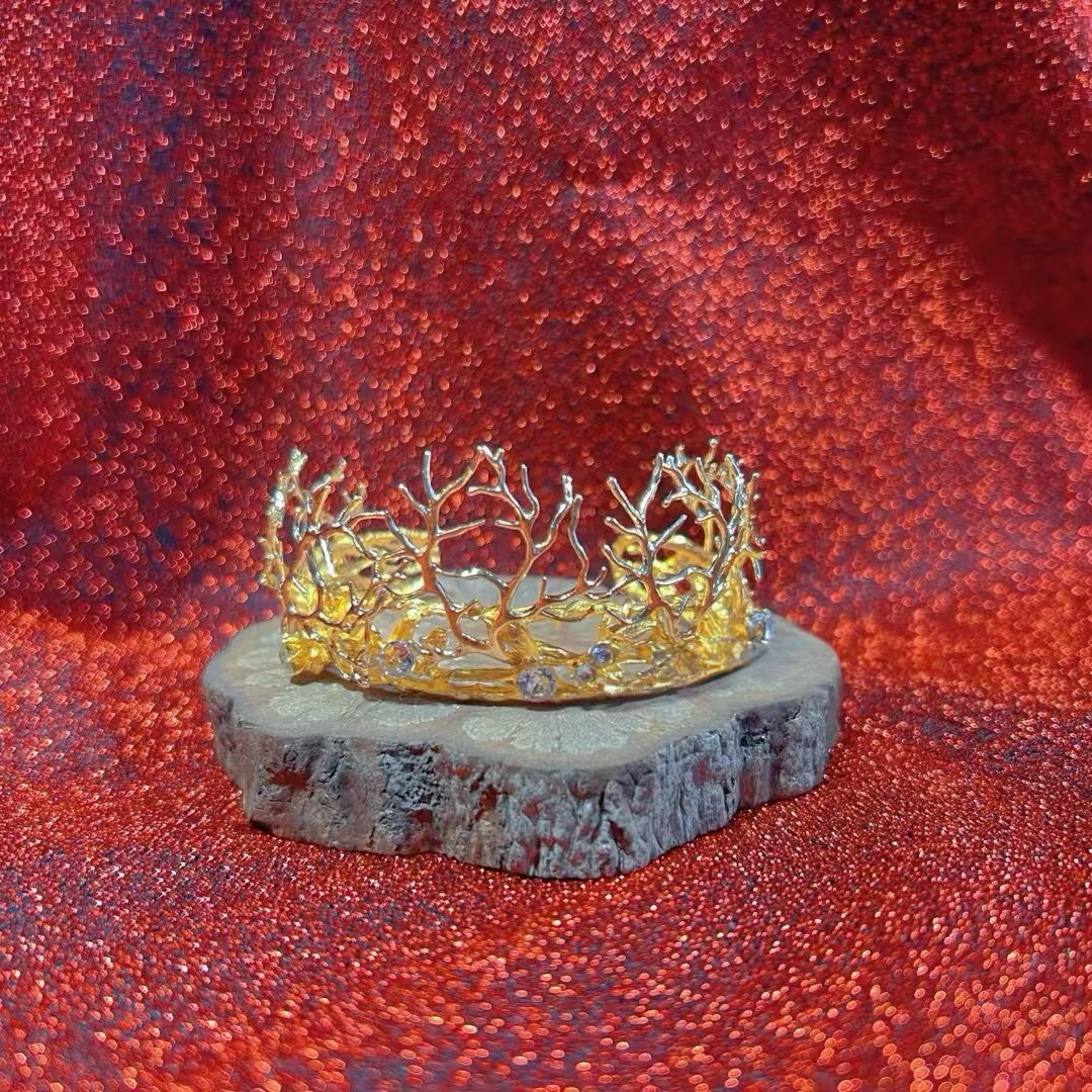 Labubu Branch Crown