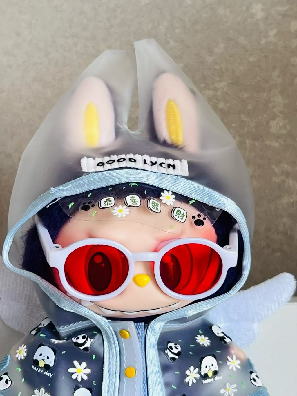Labubu trendy glasses