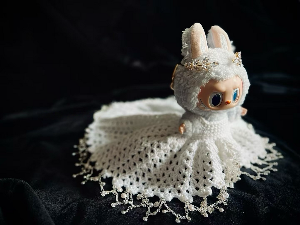 Labubu Wedding Dress Princess on the Run