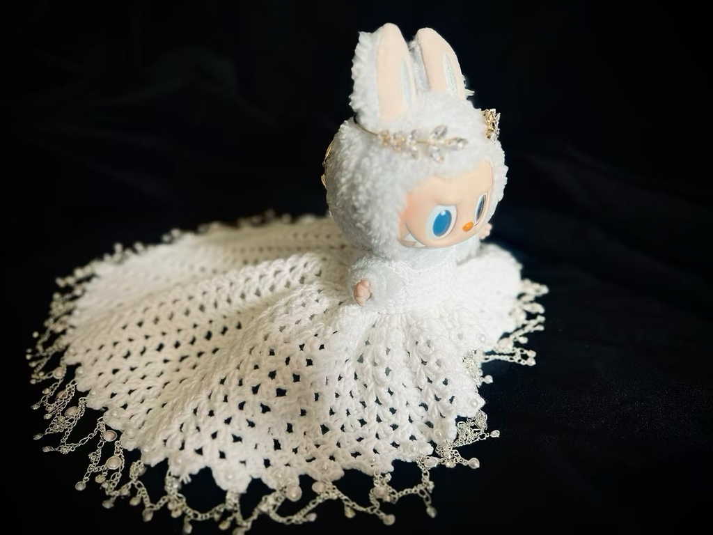 Labubu Wedding Dress Princess on the Run